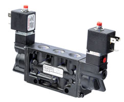 Válvula 5/2 3/8  doble solenoide 120 VCA - Norgren